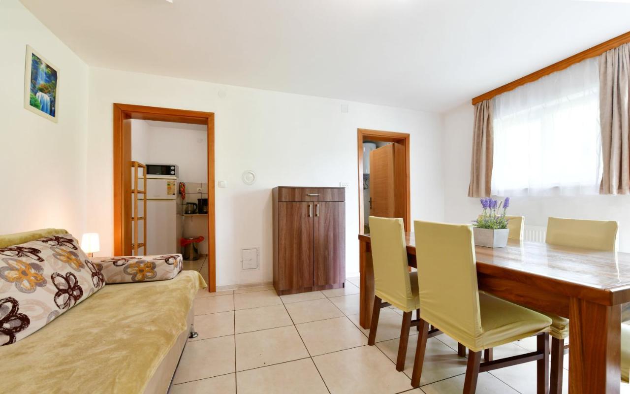 Apartman Leona 拉科维察 外观 照片