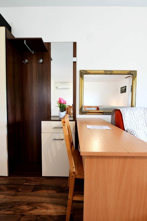 Apartman Leona 拉科维察 外观 照片